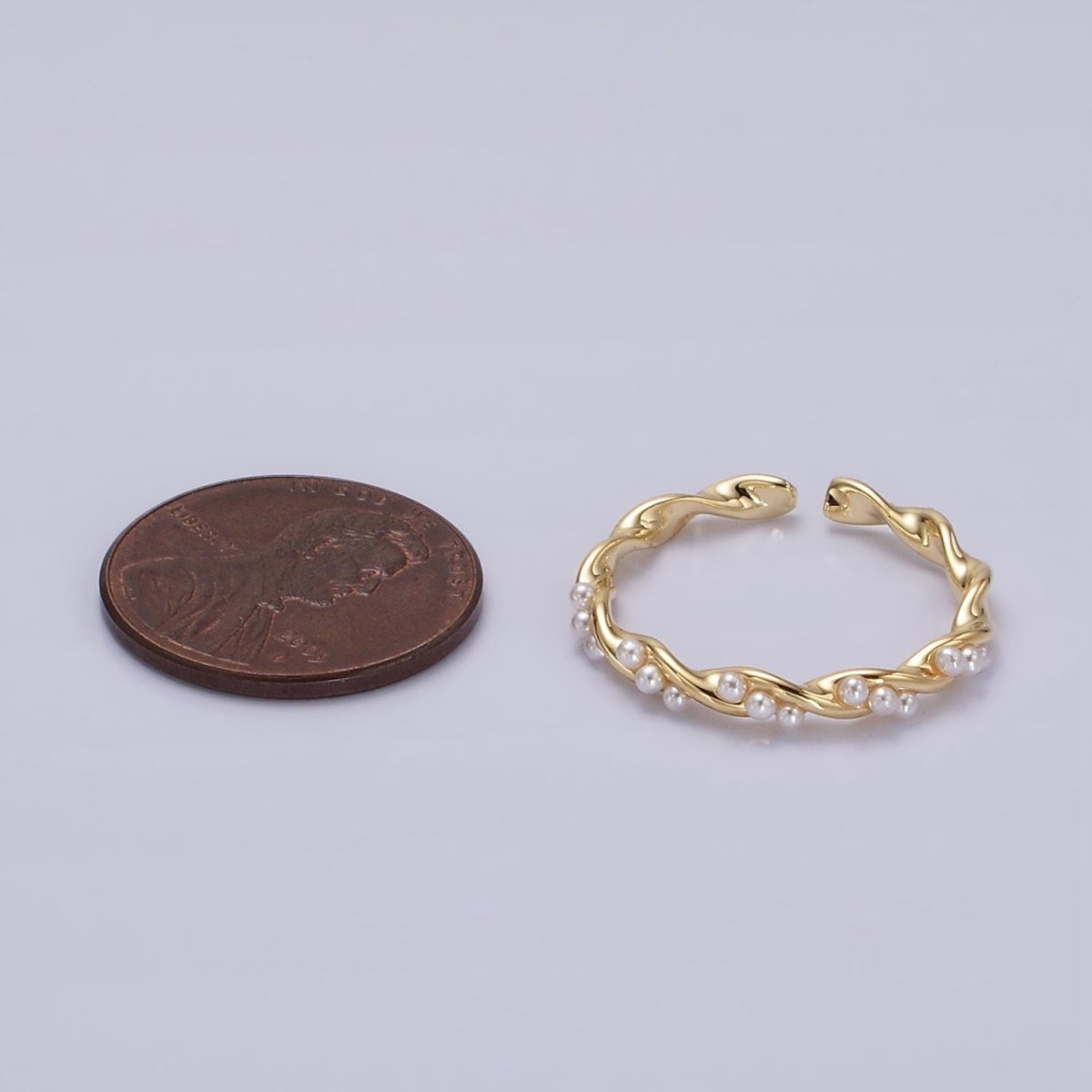The Pearl Vine Ring