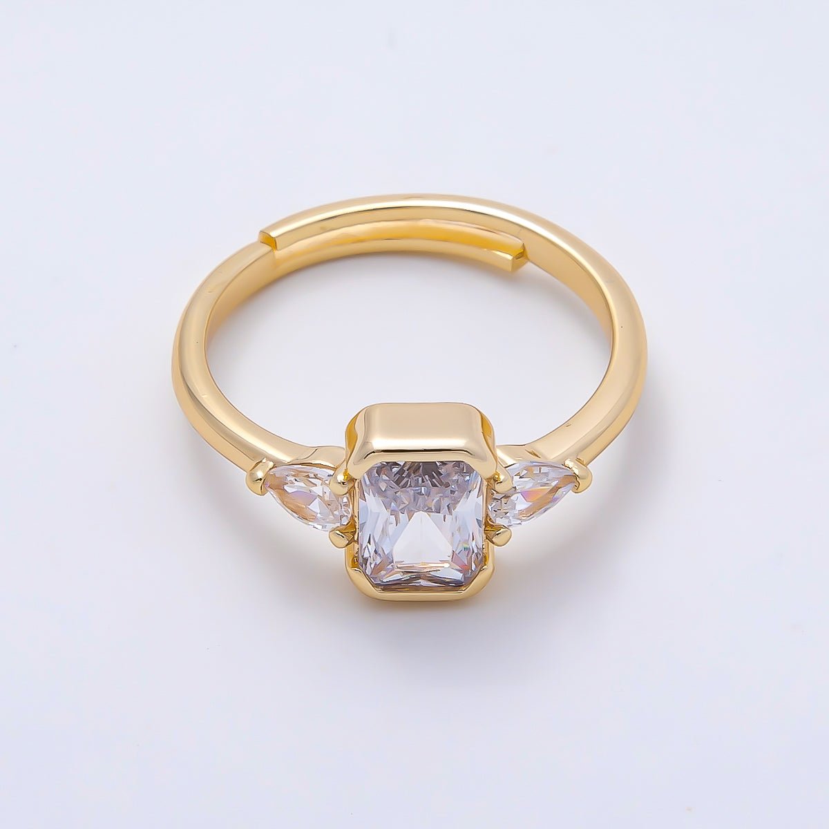 The Everlasting Bezel, Radiant II, Gold
