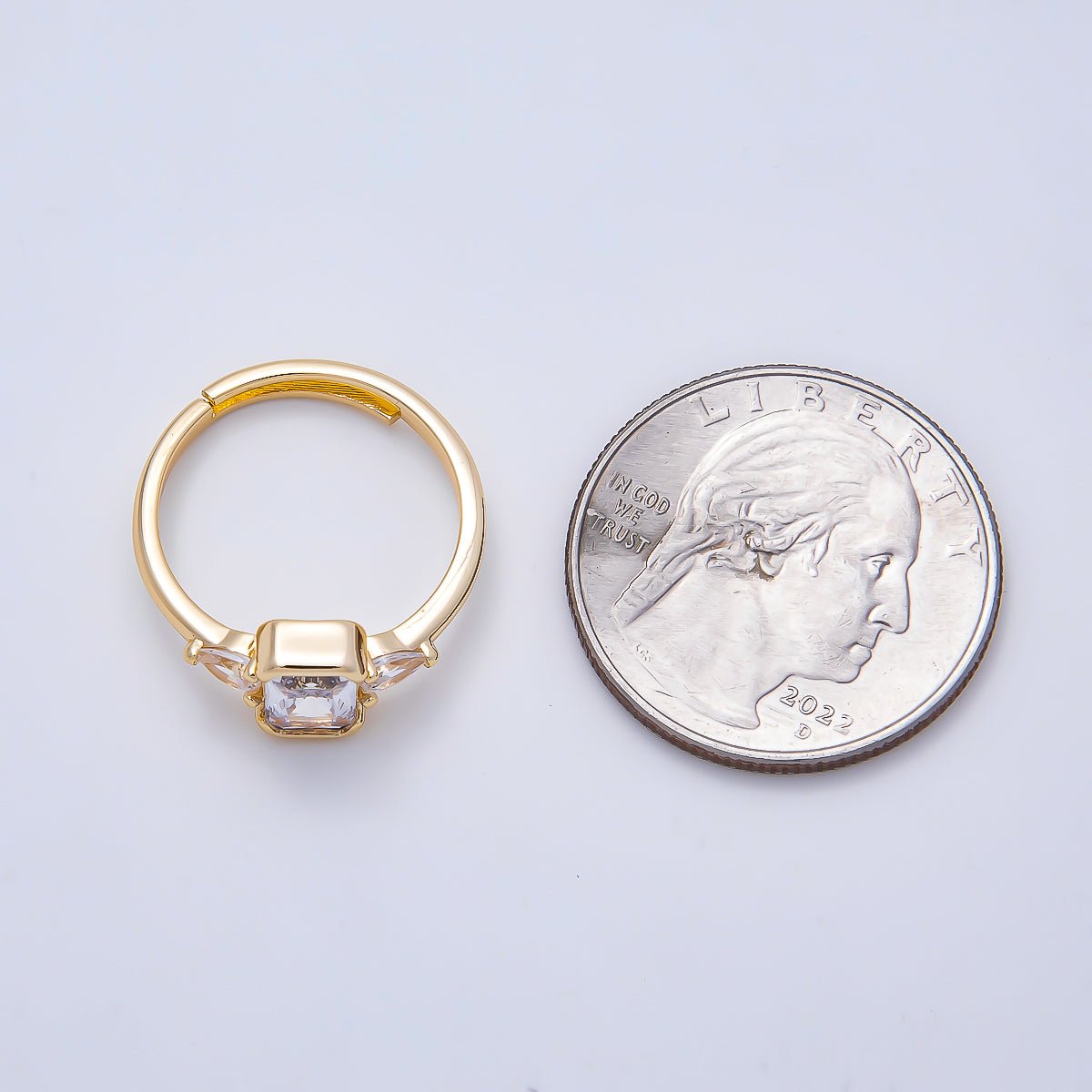 The Everlasting Bezel, Radiant II, Gold