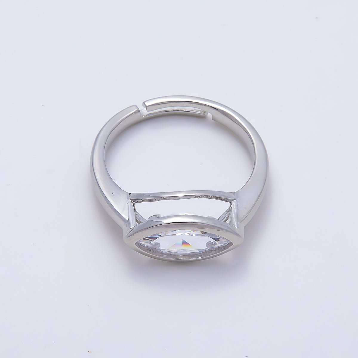 The Everlasting Bezel Ring, Marquise, White