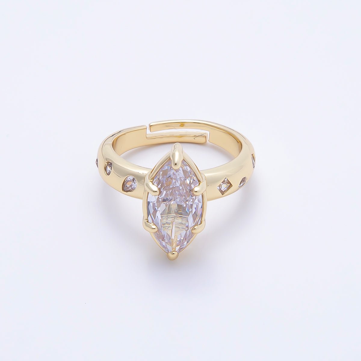 The Beacon Ring, Gold