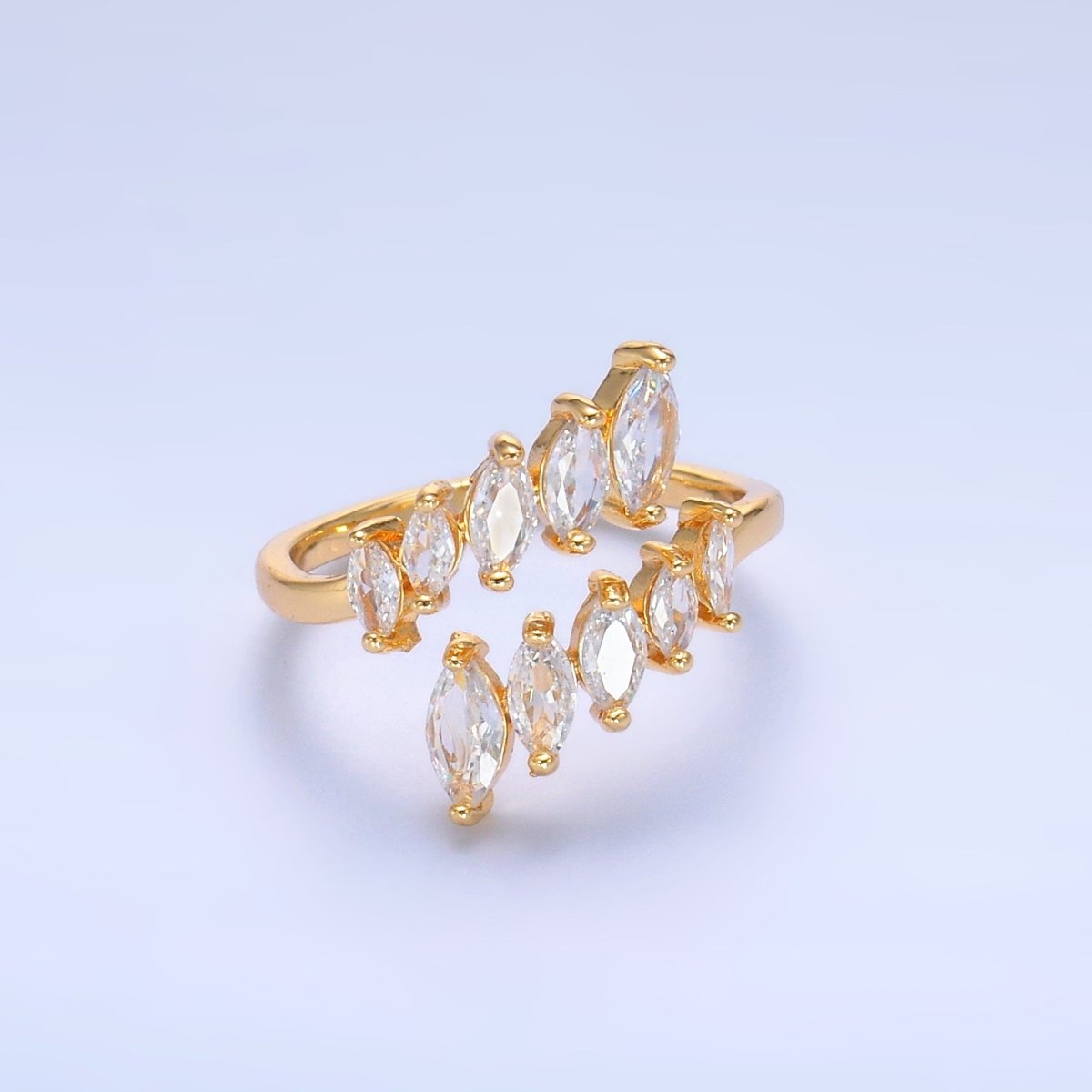 The Everlasting Laurel Ring