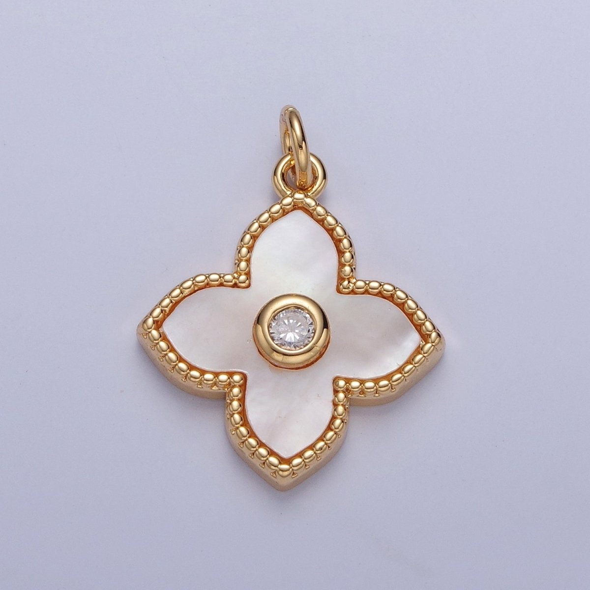 A Little Pearl of Luck - selected supplier variant E-00751