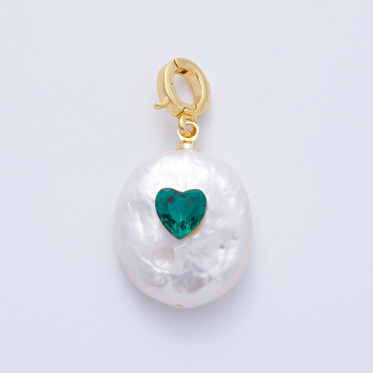 A Green Heart in Pearl - selected supplier variant AF-00640-Green