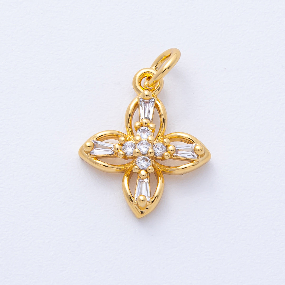 The Clover with Clear Petals - selected supplier variant AK-00176