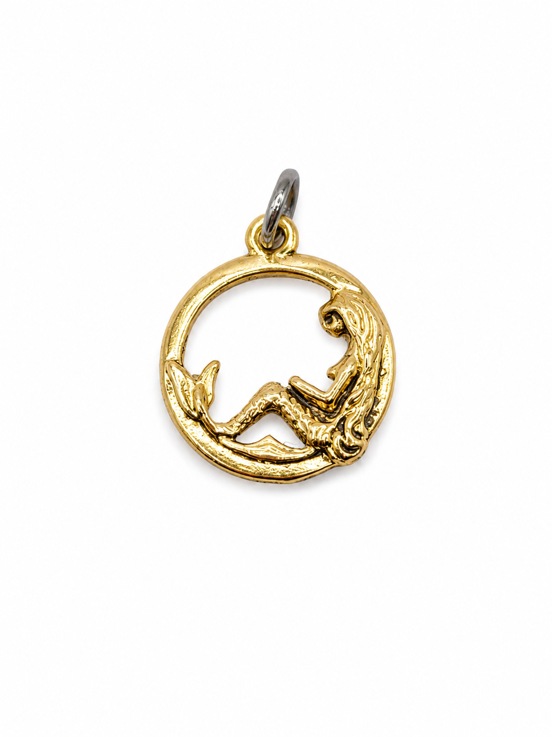 The Siren Circle, Gold