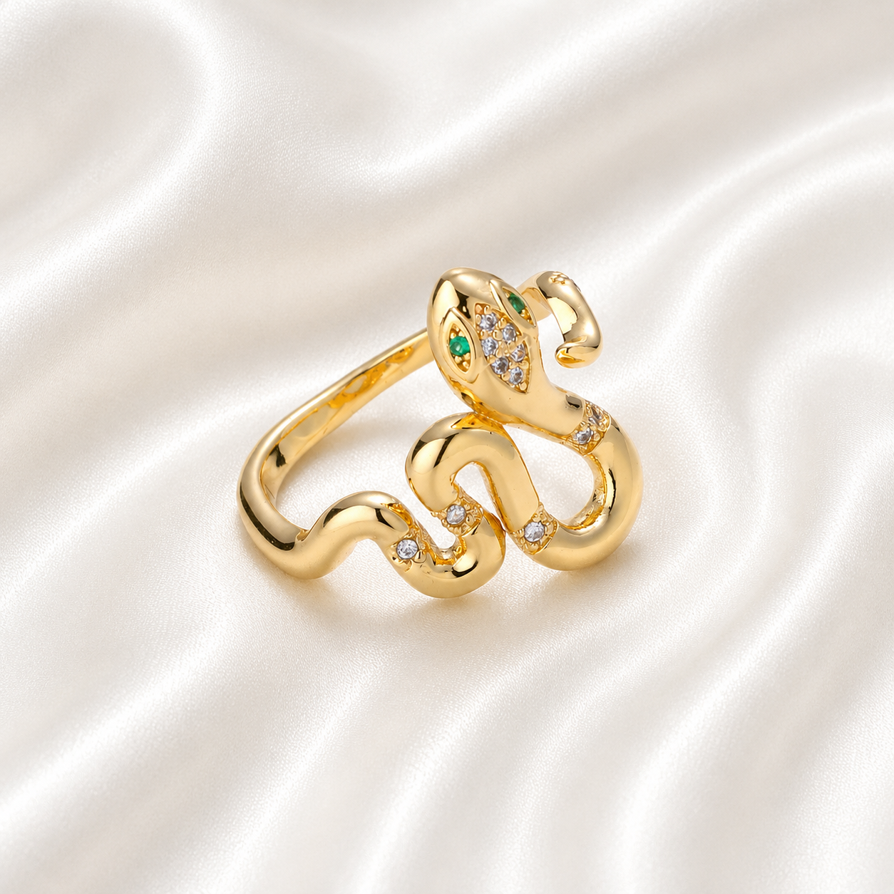 The Rattlesnake Queen Ring
